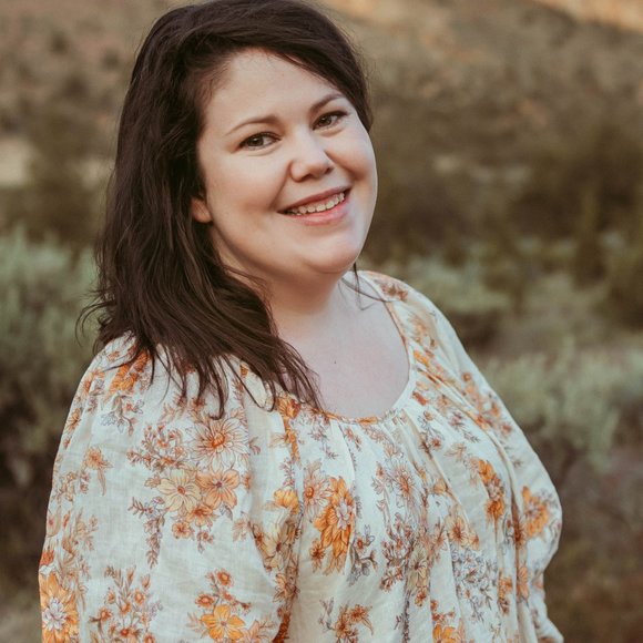 Meet your Posher, Clarissa - Picture 1 of 1